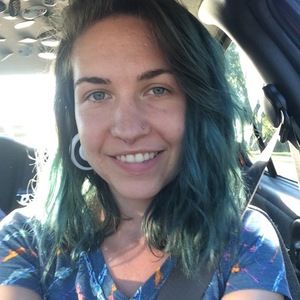 Meet your Posher, Rebecca